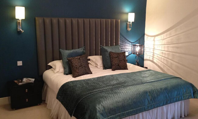 fishmore-executive-room-1