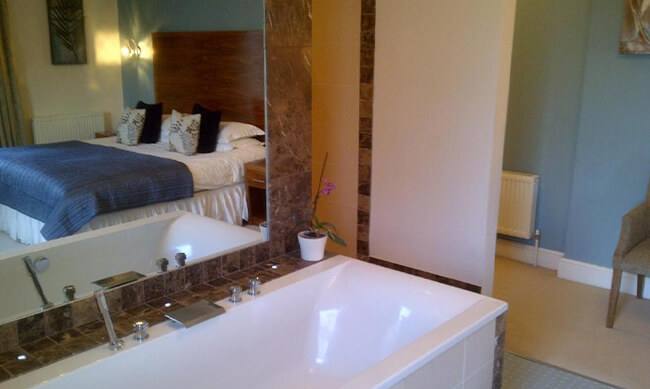 fishmore-luxury-room-4